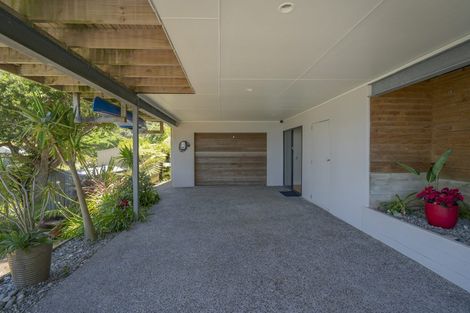 Photo of property in 5 Tirinui Crescent, Tairua, 3508