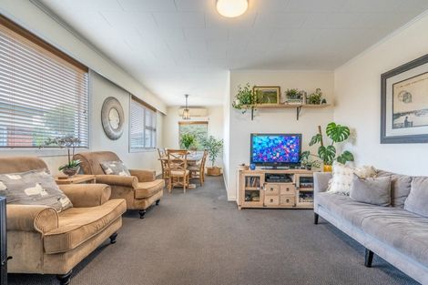 Photo of property in 13 Louisa Street, Gladstone, Invercargill, 9810