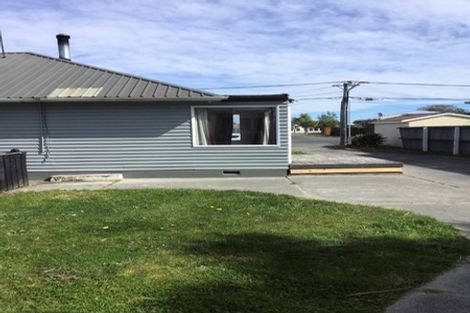 Photo of property in 155 Palmers Road, New Brighton, Christchurch, 8083