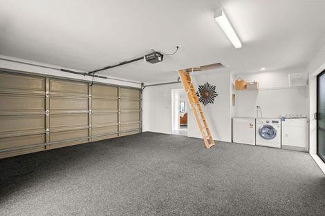 Photo of property in 11 Saint Kilda Place, Papamoa Beach, Papamoa, 3118