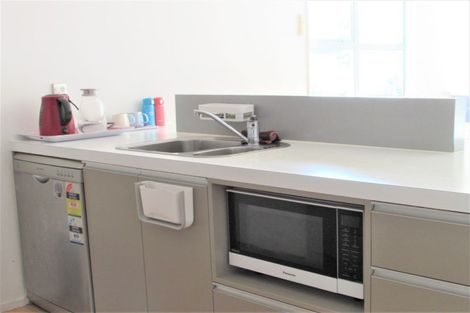 Photo of property in 64 Saddleback Grove, Karori, Wellington, 6012