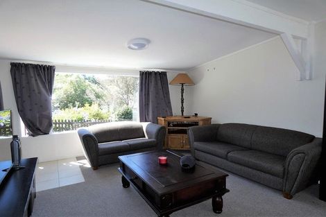 Photo of property in The Triangle, 7/33 Halswater Drive, Churton Park, Wellington, 6037