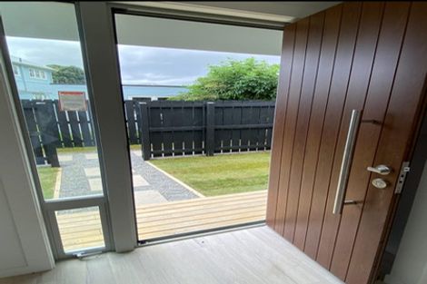 Photo of property in 52a Durham Crescent, Fairfield, Lower Hutt, 5011