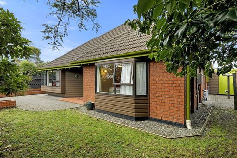 Photo of property in Barton Mews, 1/406 Fergusson Drive, Heretaunga, Upper Hutt, 5018