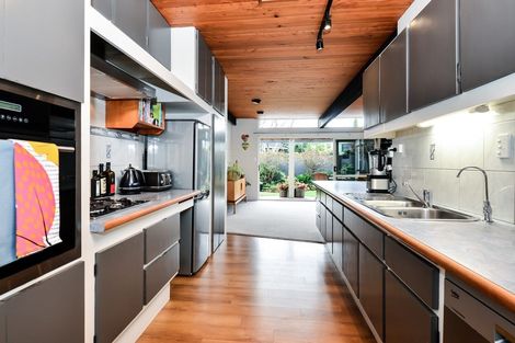 Photo of property in 27 Balfour Crescent, Riverlea, Hamilton, 3216