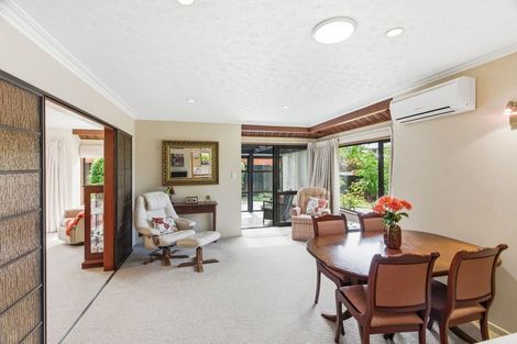 Photo of property in 12 Swithland Place, Avonhead, Christchurch, 8042