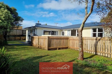Photo of property in 5 Pembroke Street, Westown, New Plymouth, 4310