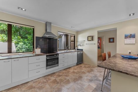 Photo of property in 2395 State Highway 1, Brynderwyn, Maungaturoto, 0587