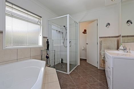 Photo of property in 5 Chenin Place, Greenmeadows, Napier, 4112