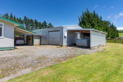 Photo of property in 321 Te Kakapo Valley Road, Dannevirke, 4978