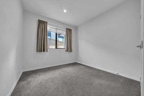 Photo of property in 13 James Elliot Way, Pokeno, 2402