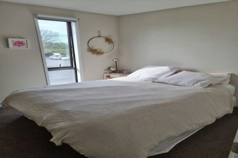 Photo of property in 1/21 Hills Road, Edgeware, Christchurch, 8013