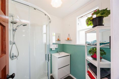 Photo of property in 6 Johnson Street, Bulls, 4818