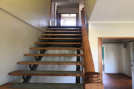 Photo of property in 2/12 Bungalow Avenue, Point Chevalier, Auckland, 1022