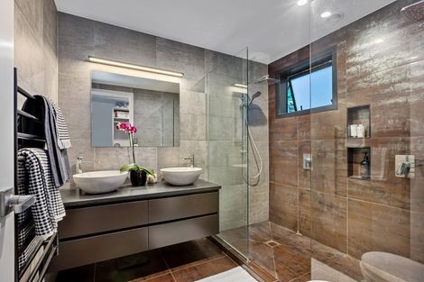 Photo of property in 21 Ariel Place, Snells Beach, 0920