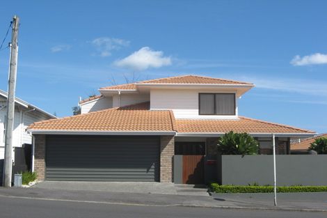 Photo of property in 50 Dawson Street, New Plymouth, 4310
