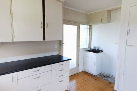 Photo of property in 1/7 Evelyn Place, Hillcrest, Auckland, 0627