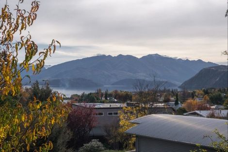 Photo of property in 63 Manuka Crescent, Wanaka, 9305