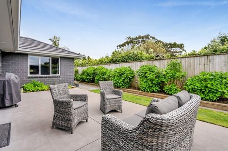 Photo of property in 15 Keene Drive, Bell Block, New Plymouth, 4312