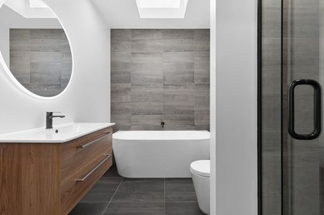 Photo of property in 13 Magpie Place, Lake Hawea, Wanaka, 9382