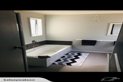 Photo of property in 21 Peel Street, Westport, 7825