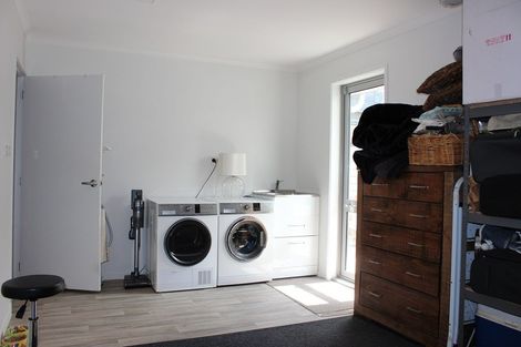 Photo of property in 12 Lance Way, Papamoa, 3118