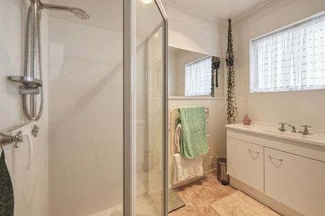 Photo of property in 15a Mountain Road, Western Heights, Rotorua, 3015