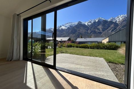 Photo of property in 25 Glenfiddich Road, Jacks Point, Queenstown, 9371