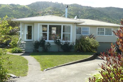 Photo of property in 42 Tui Glen Road, Atawhai, Nelson, 7010