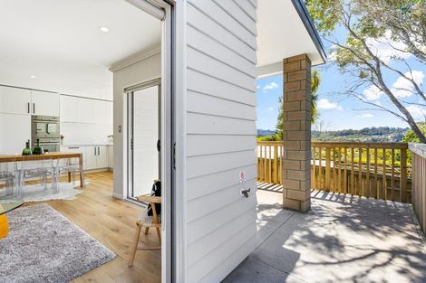 Photo of property in 16a Pine Avenue, Henderson, Auckland, 0612