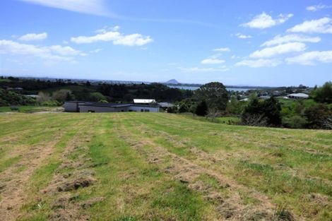 Photo of property in 48 Te Auhi Way, Welcome Bay, Tauranga, 3112