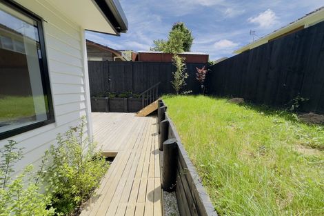 Photo of property in 11/13 Arawa Street, New Lynn, Auckland, 0600