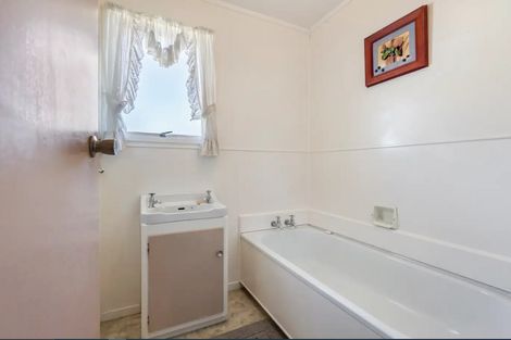 Photo of property in 25 Goodwin Drive, Rosehill, Papakura, 2113