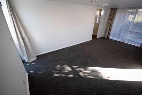 Photo of property in 2/18 Kirsten Place, Parklands, Christchurch, 8083