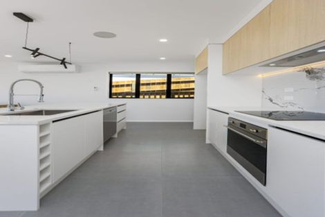 Photo of property in 254a Whangaparaoa Road, Red Beach, 0932