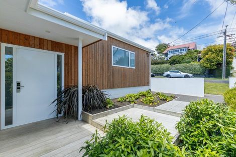 Photo of property in 125 Pendarves Street, New Plymouth, 4312