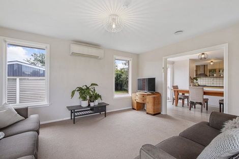 Photo of property in 28 Ashgrove Street, Rangiora, 7400