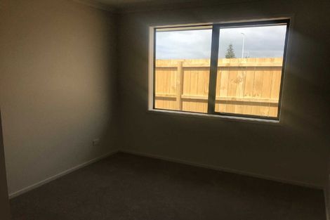 Photo of property in 27 Rainsford Road, Pukekohe, 2120