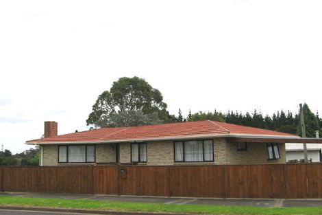 Photo of property in 7 Alanbrooke Crescent, Avondale, Auckland, 0600