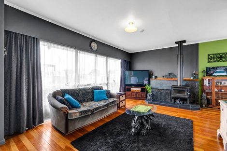 Photo of property in 53 Parris Street, Waitara, 4320