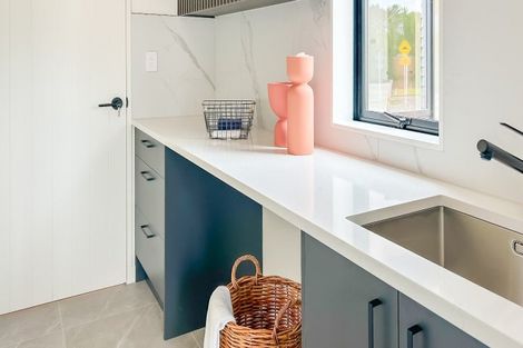 Photo of property in 2 Hayley Court, Wainui, Silverdale, 0992