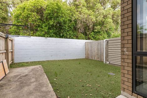 Photo of property in 4 Pangu Way, Mangere, Auckland, 2022