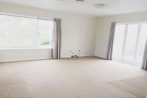 Photo of property in 45 Blakeborough Drive, Forrest Hill, Auckland, 0620