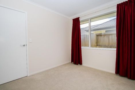 Photo of property in 14 Teatree Close, Huntington, Hamilton, 3210