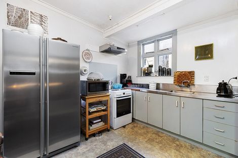 Photo of property in 16 Morton Street, Berhampore, Wellington, 6023