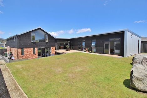 Photo of property in 16 Larch Crescent, Alexandra, 9320