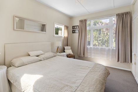 Photo of property in 60 Richmond Road, Carterton, 5713