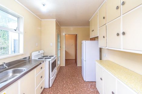 Photo of property in 6 Caversham Road, Westmere, Whanganui, 4501