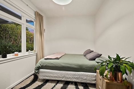 Photo of property in 1 Mickle Street, Te Atatu South, Auckland, 0610