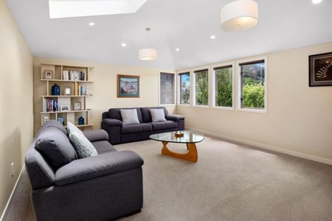 Photo of property in 23 Doris Gordon Crescent, Crofton Downs, Wellington, 6035